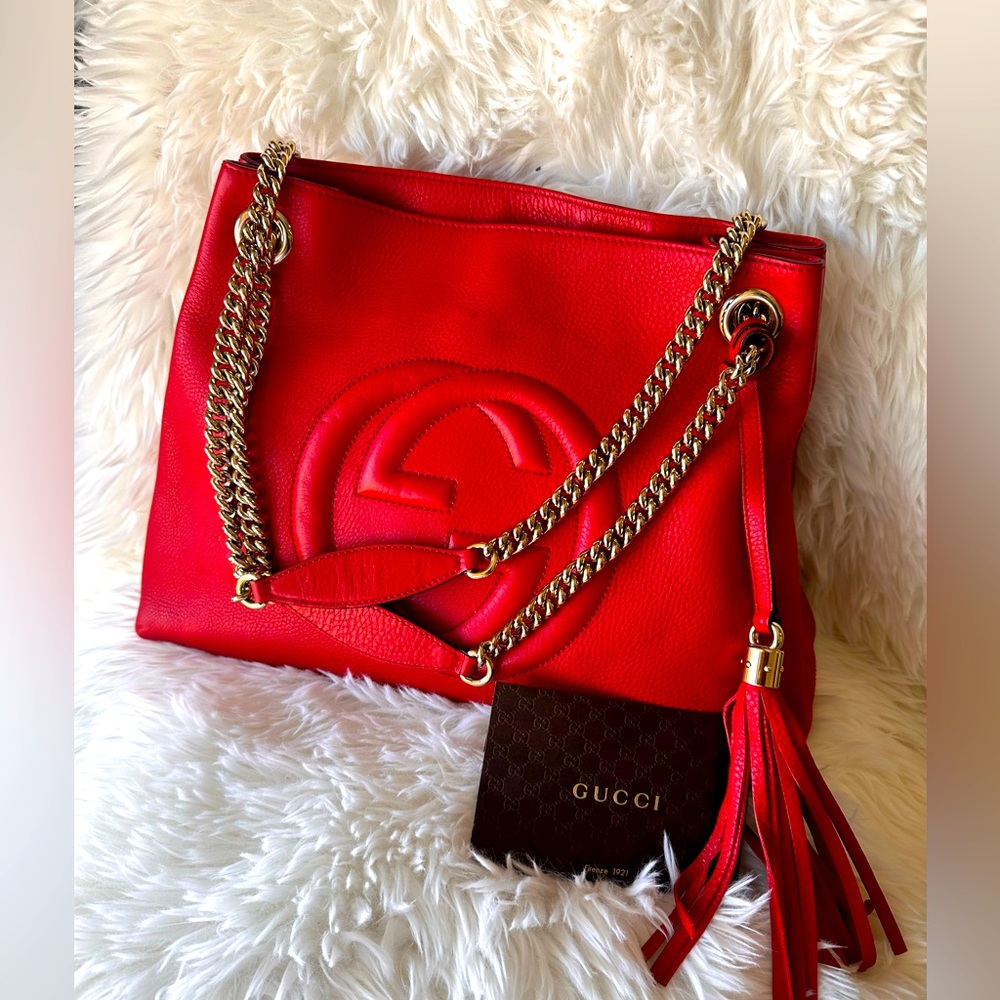 GUCCI Red Chain-Link Interlocking GG Shoulder Bag